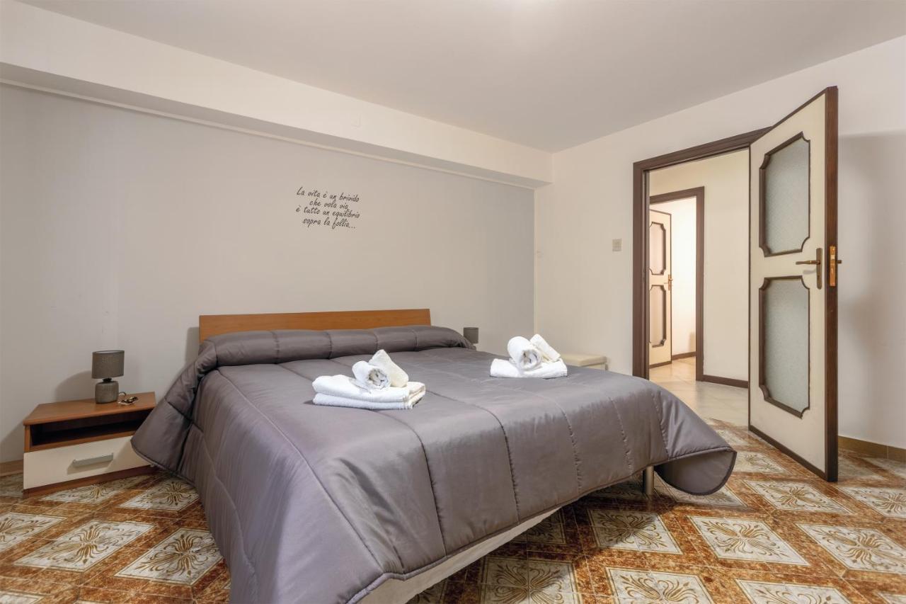 Casa In Villa A Mondello-700M Dal Mare ปาแลร์โม ภายนอก รูปภาพ